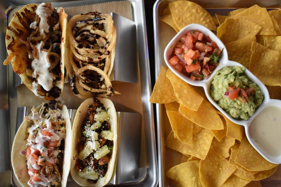With tasty tacos, chips and salsa, guacamole and more, newly opened Dos Amigos Tacos in Delray Beach is helping usher in a better, brighter 2022.
