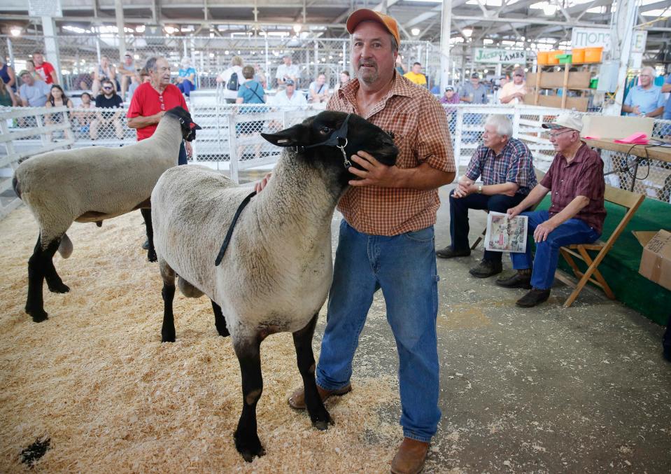 Clocking in at 418 pounds, last year's Big Ram winner Bigshot. I feel like the Big Ram doesn't get as much publicity as the Super Bull or Big Boar.