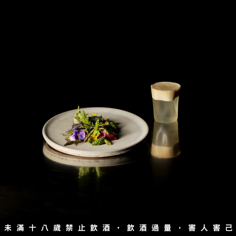 主廚 Richie 特別在炸物之後安排了另一道清爽的餐廳經典菜「MUME Salad」