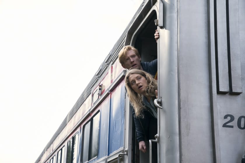 Domhnall Gleeson and Merritt Wever in "Run" on HBO.