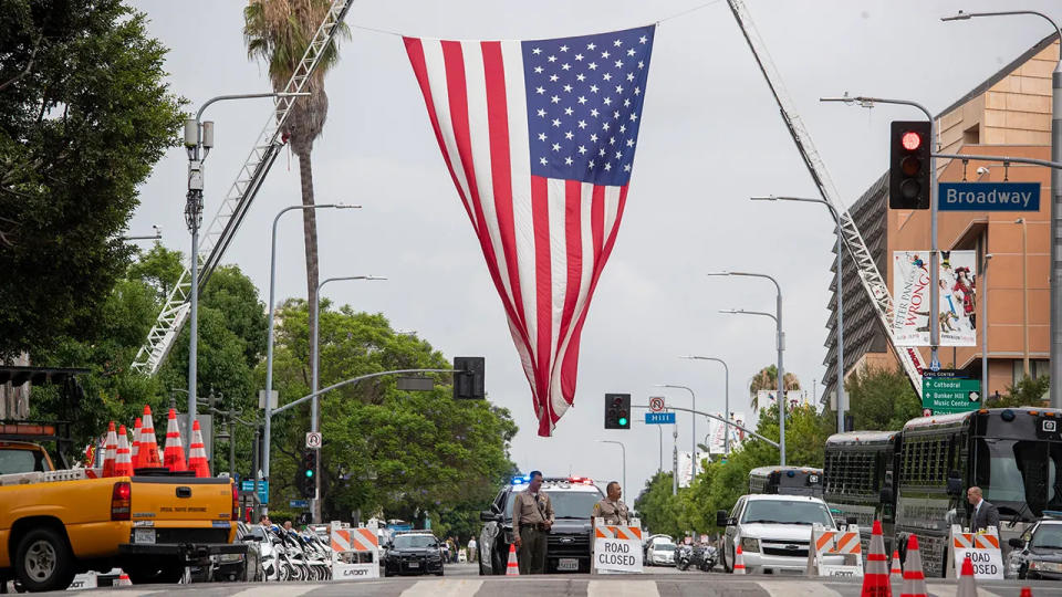 Un grand drapeau américain à Los Angeles