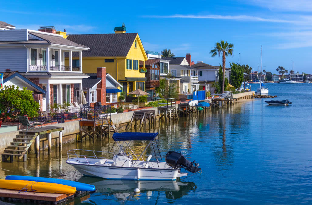 Beach houses and  boats at Newport Beach, CA