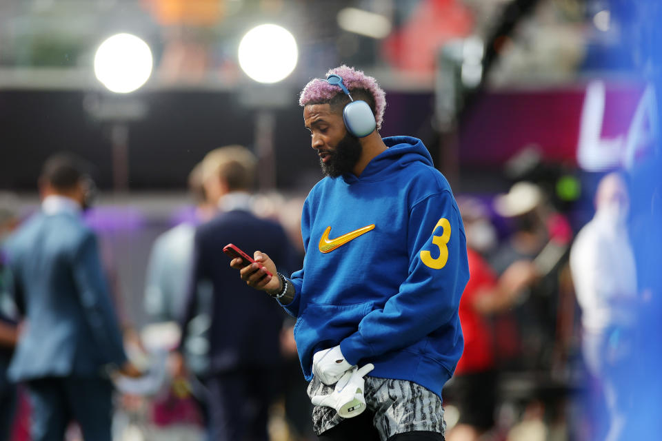 Free agent receiver Odell Beckham Jr. may sign with a team soon, and it appears his decision will come down to the Cowboys or Giants. (Photo by Kevin C. Cox/Getty Images)