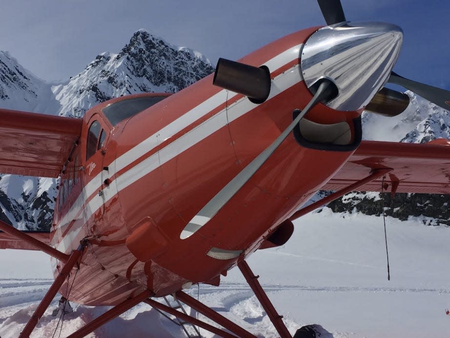 K2 Aviation De Havilland bush plane in Alaska.