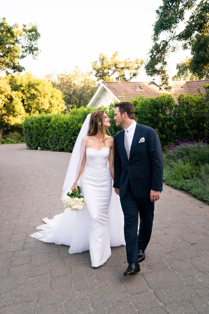 Katherine Schwarzenegger (L) and Chris Pratt | John & Joseph Photography Inc.