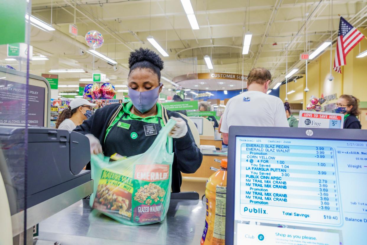 grocery store clerk