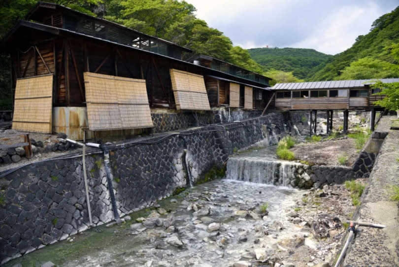 栃木縣那須溫泉的「鹿之湯」。