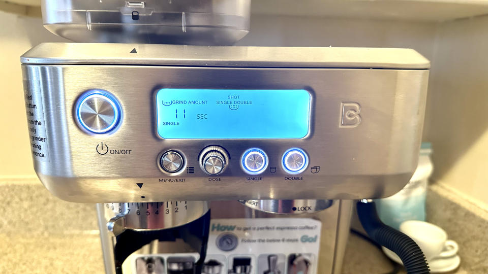 Casabrews 5700Pro LCD controls screen