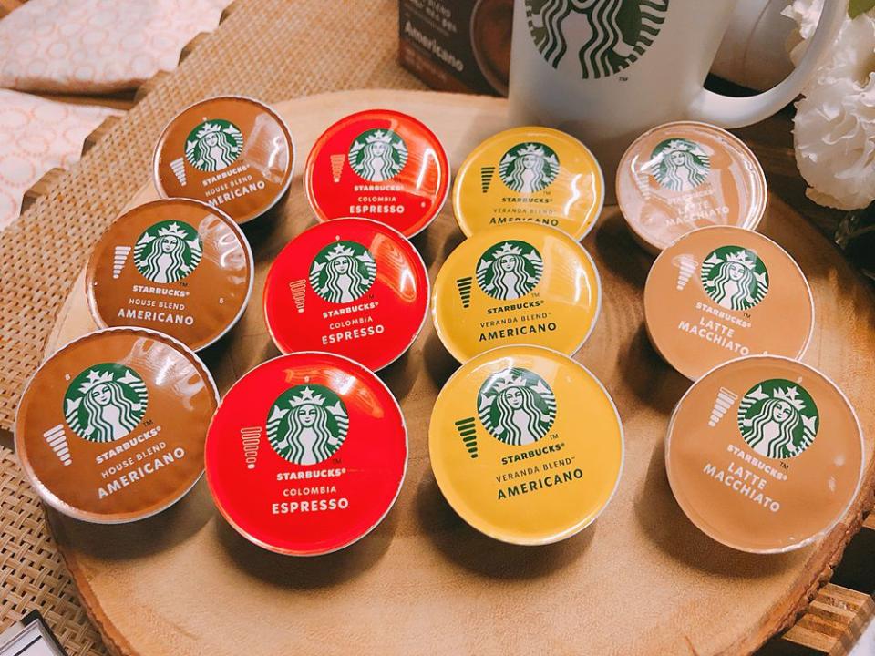 <p>順應現在越來越多人享受自己沖煮咖啡的潮流。雀巢推出的「Starbucks at Home」系列，就主打「在家就能輕鬆享受星巴克咖啡」的概念，讓妳不出門也能喝到頂級咖啡。</p><cite>柯夢波丹</cite>