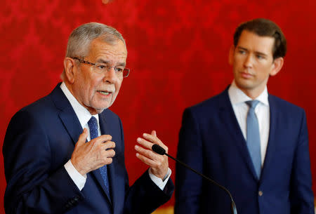 Austria's Chancellor Sebastian Kurz and President Alexander Van der Bellen deliver a news conference at the presidential office at Hofburg Palace in Vienna, Austria, May 21, 2019. REUTERS/Leonhard Foeger