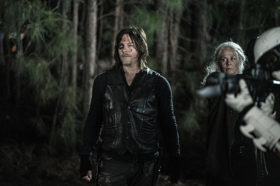 TWD 1124 Daryl and Carol