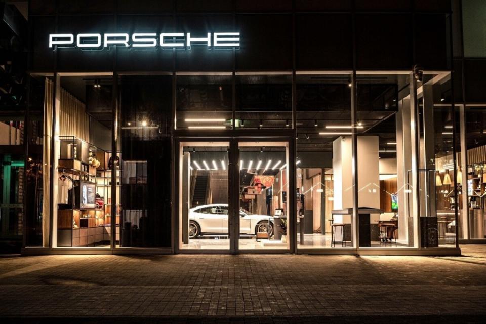 porsche-studio