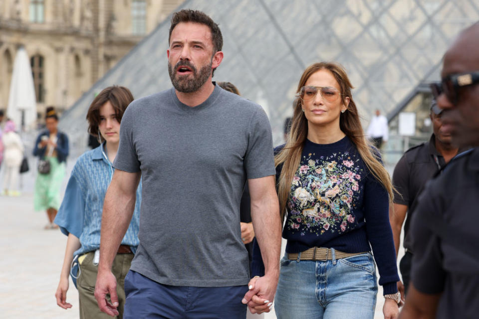 PARIS, FRANCE - JULY 26: Jennifer Lopez and Ben Affleck are seen at the Louvre Museum on July 26, 2022 in Paris, France. (Photo by Pierre Suu/GC Images)<span class="copyright">GC Images—2022 Pierre Suu</span>