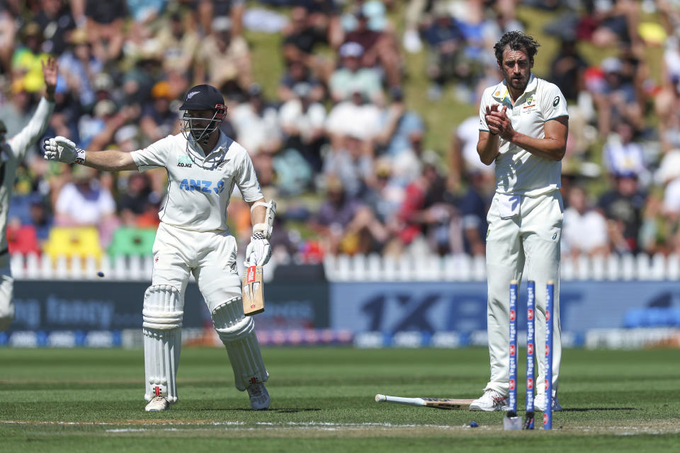 Mitchell Starc looks on amid the calamity.