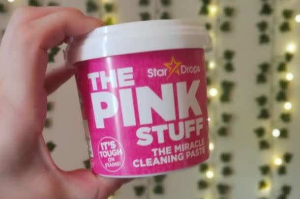 It looks like the legendary Pink Stuff cleaning paste 100% lives up to the hype