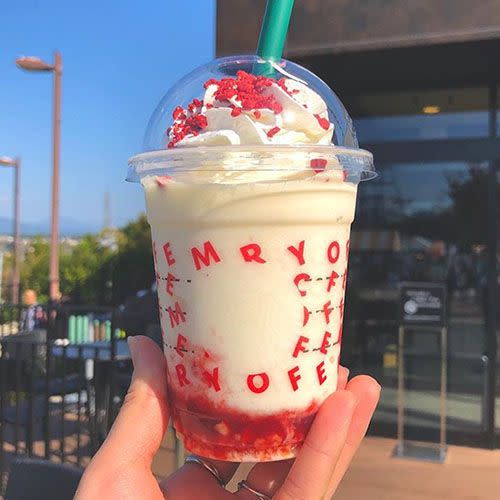 Merry Strawberry Cake Frappuccino — Japan