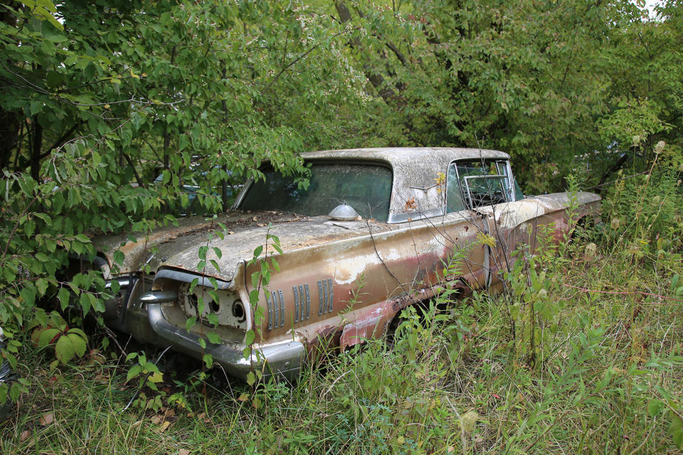 <p>Although second generation Ford Thunderbirds (aka <strong>Squarebirds</strong>) get some criticism for the U-turn they did on the car’s original two-door concept, let’s not forget that this is what the public wanted. Ford conducted extensive surveys before adding two additional seats and upping the creature comforts.</p><p>And this was reflected in the sales, which were roughly four times greater than first generation cars. This is one of <strong>93,000</strong> sold in 1960.</p>