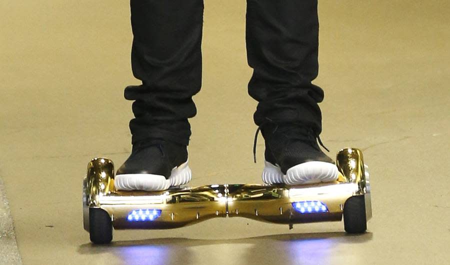 Priest in the Philippines Apologizes for Using Hoverboard During Christmas Mass
