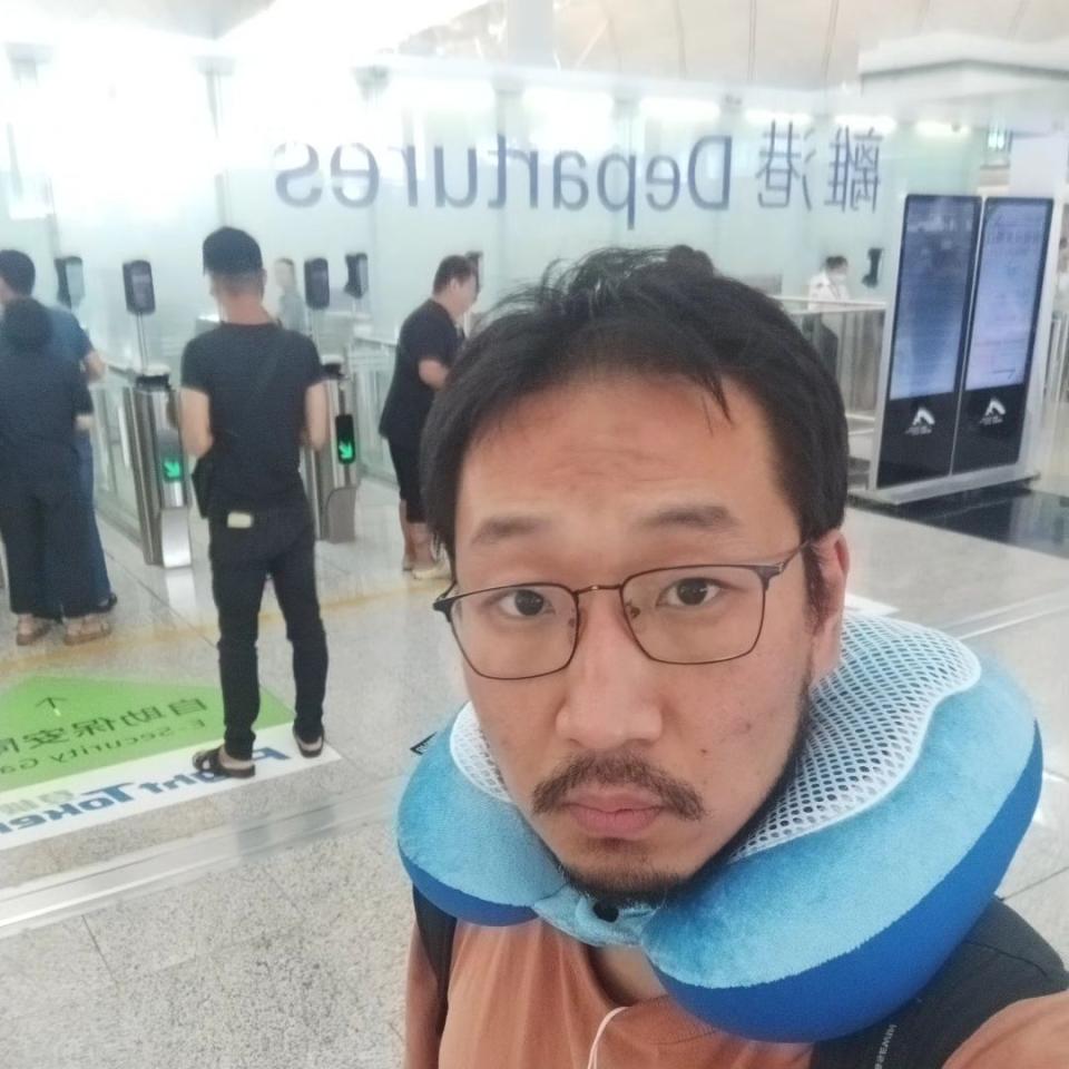 90 Day Fiance star Johnny Chao returns to China