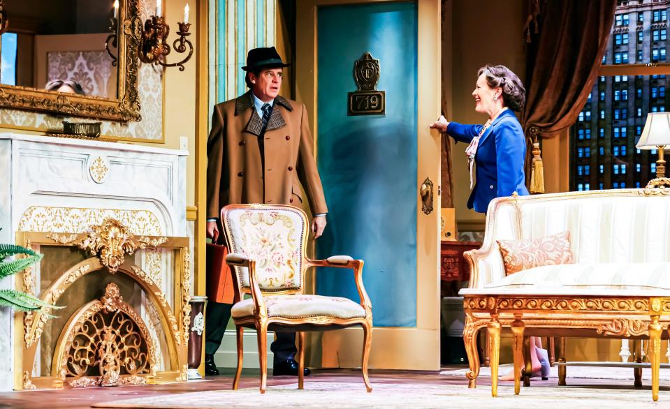 Enjoy a performance of “Plaza Suite” at Maltz Jupiter Theatre during its final weekend on stage.
