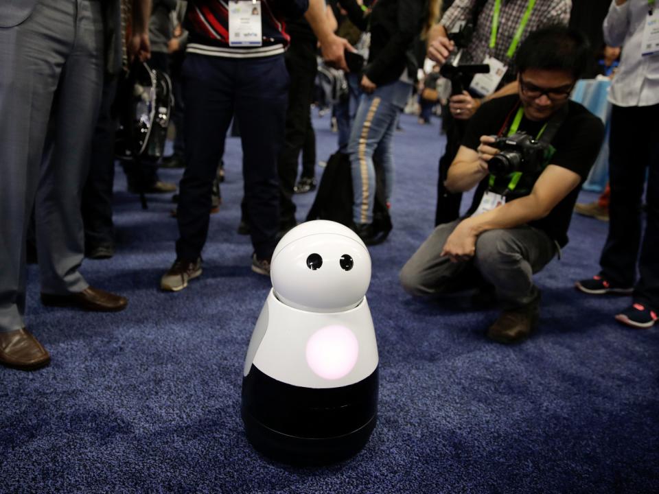 Kuri robot CES 2018