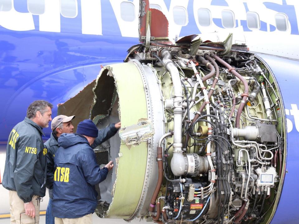 Listen to how Tammie Jo Shults, hero pilot of Southwest 1380, kept calm and saved her passengers