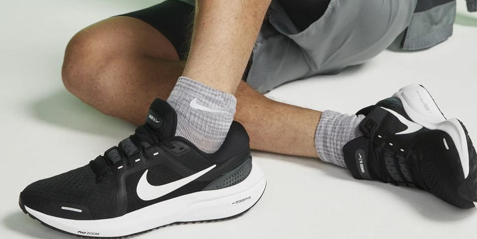 Nike arrasa en el Black con de sus de running más populares por menos de 90€