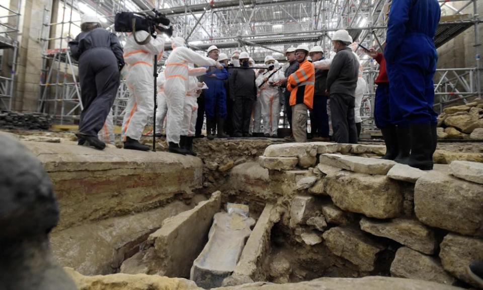 14th century lead sarcophagus found under Notre Dame Cathedral