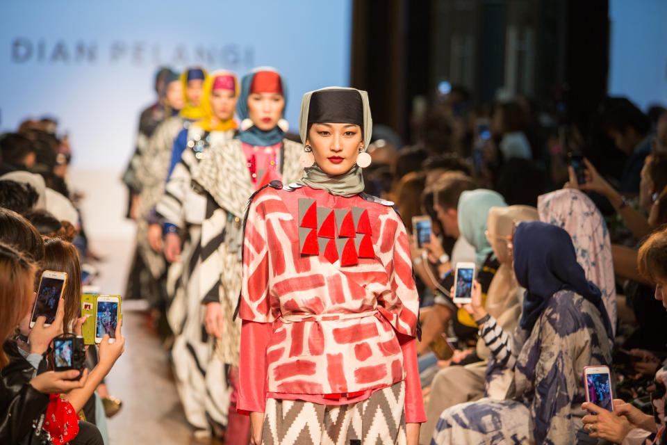 PHOTOS: Modest fashion debuts at Singapore Fashion Week