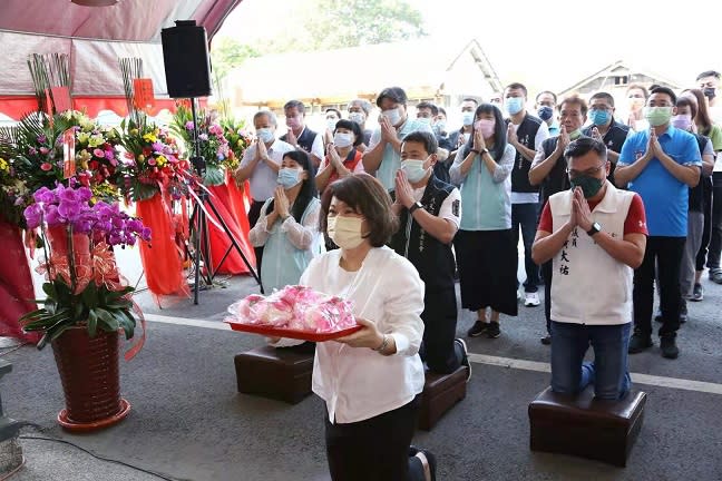 嘉邑福安舘吳府千歲聖誕　黃敏惠祝賀感謝疫情公益