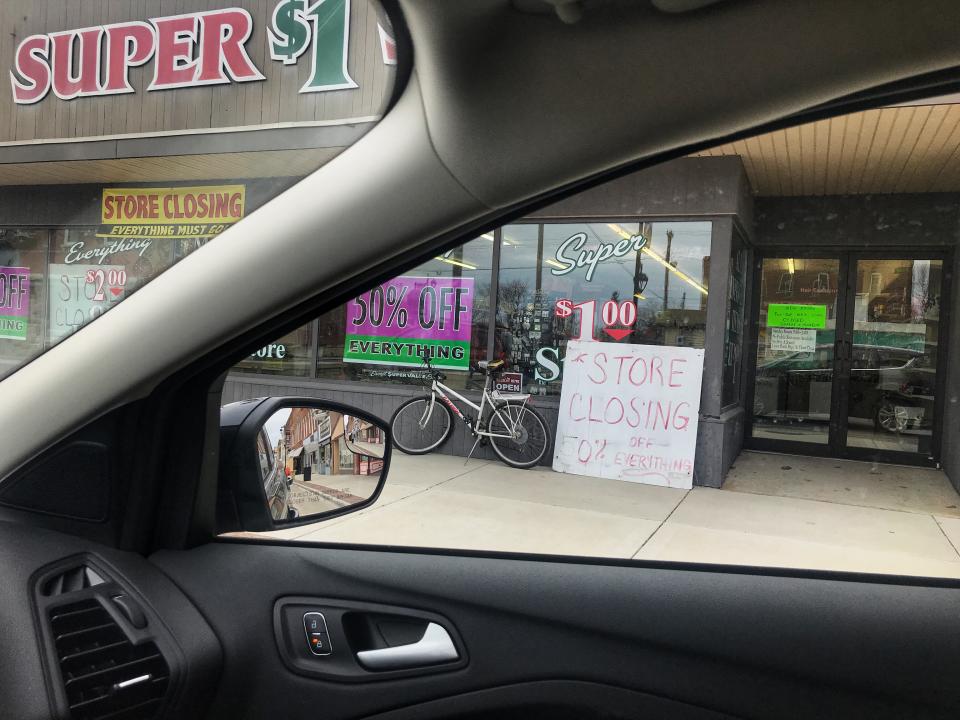 A store closing on Main Street in Maquoketa. (Photo: Holly Bailey/Yahoo News)