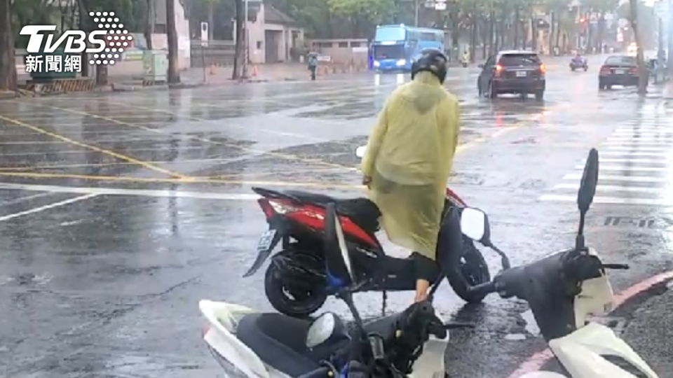 下雨,天氣,台灣天氣,氣候,台北天氣,降雨,變冷,溫度,氣溫,中央氣象署,氣象署