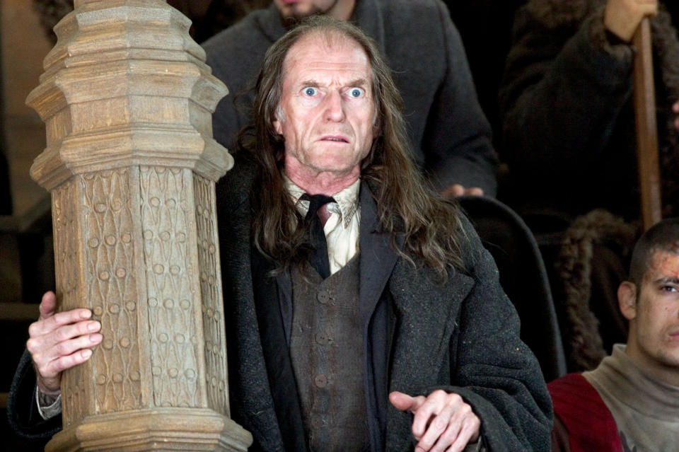 David Bradley played grumpy caretaker Filch in the Harry Potter films. (Alamy/WB)