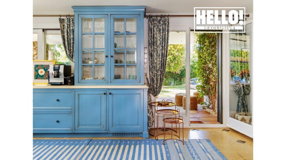 Veronica Schmidt's blue kitchen at Marbella home