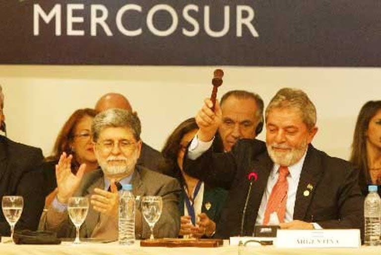 Celso Amorim, cuando era el canciller del presidente Lula da Silva