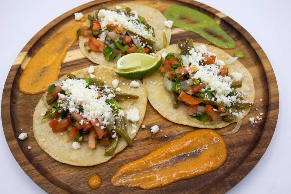 The new Mexican restaurant La Doña’s offers vegetarian options like nopales encebollados, or vegetarian tacos with cactus.