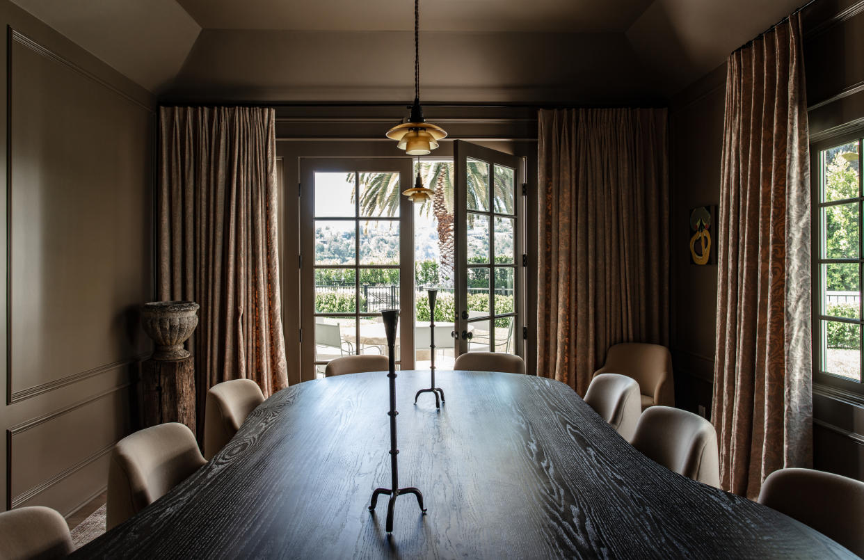  A dining room painted in the deep shades of Broccoli Brown 