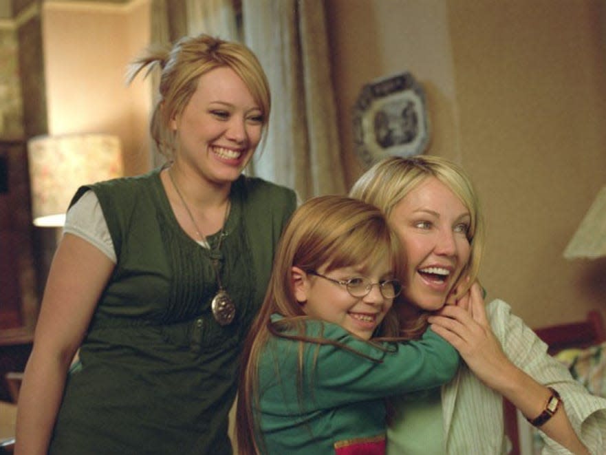 Hilary Duff, Heather Locklear, and Aria Wallace in a scene from "The Perfect Man."