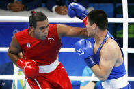 <p>Cuba’s Arlen Lopez, left, fights Uzbekistan’s Bektemir Melikuziev during a men’s middleweight 75-kg final boxing match at the 2016 Summer Olympics in Rio de Janeiro, Brazil, Saturday, Aug. 20, 2016. (AP Photo/Vincent Thian) </p>