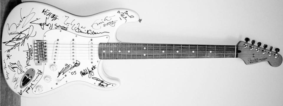 Reach Out to Asia Fender Stratocaster