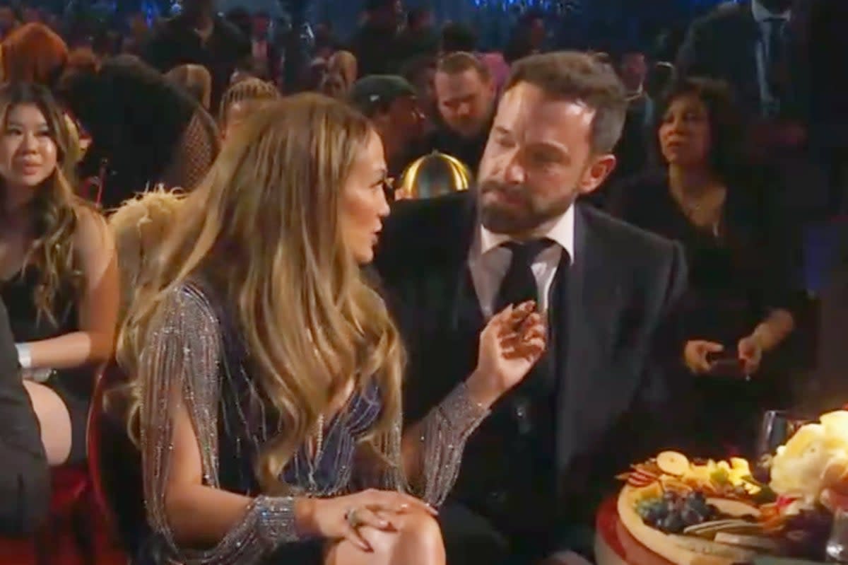 Lovers’ tiff: Jennifer Lopez and Ben Affleck at the Grammys  (CBS)