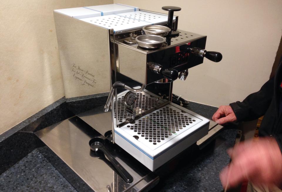 A new expresso machine, gifted to the White House Press Corps by actor Tom Hanks, is set up in the kitchen area of the Brady Briefing Room of the White House on March 2, 2017 in Washington, DC. / AFP PHOTO / MANDEL NGAN        (Photo credit should read MANDEL NGAN/AFP via Getty Images)