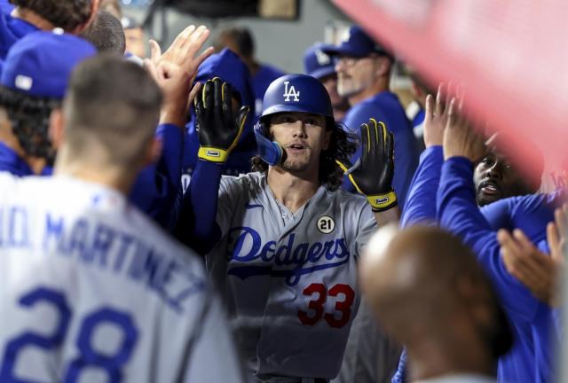 Inside the Dodgers' Dugout Club - CBS Los Angeles