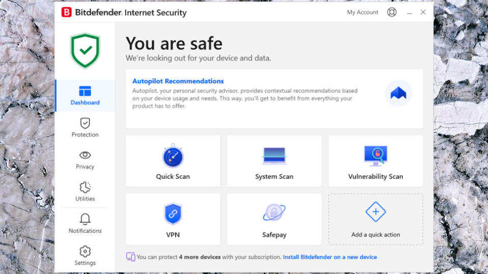 Bitdefender Internet Security dashboard.