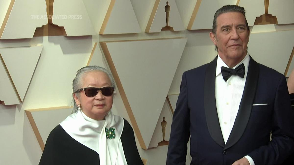 Director, actor nominees arrive for Oscars