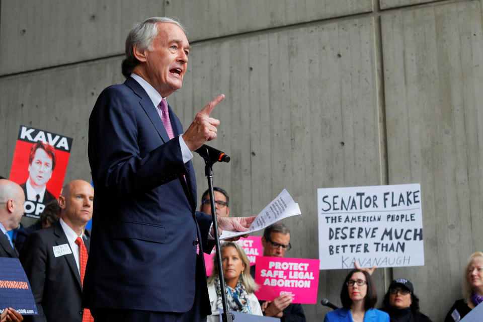 Sen. Ed Markey (D-Mass.) speaks at a really against Supreme Court nominee Brett Kavanaugh in October. (Photo: Brian Snyder / Reuters)