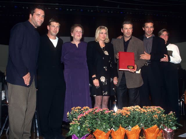 <p>Kevin Mazur Archive/WireImage</p> Daniel Baldwin, Stephen Baldwin, Carol Baldwin, Beth Baldwin, Alec Baldwin, William Baldwin and Jane Baldwin posing together