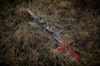 <p>A Fischer ski lies in grass at the abandoned Alps Ski Resort located near the demilitarized zone separating the two Koreas in Goseong, South Korea, Jan. 17, 2018. (Photo: Kim Hong-Ji/Reuters) </p>