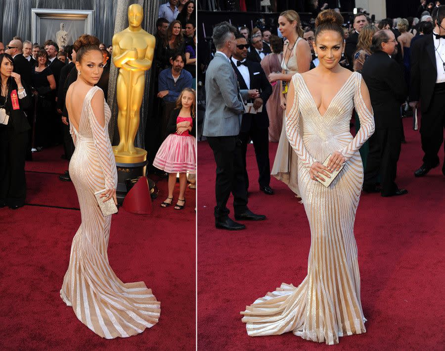 When it comes to the red carpet, we can usually depend on J.Lo to take the plunge. The songstress flaunted her hourglass figure in a body-hugging gown that hit all the right places at the 2012 Academy Awards.