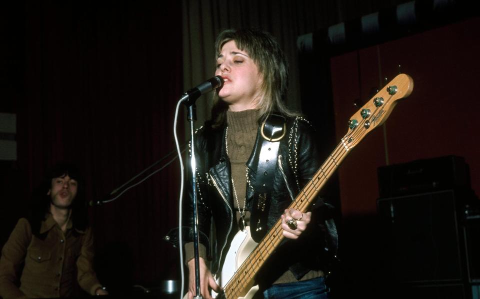 Suzi Quatro performing in 1973 - George Wilkes Archive